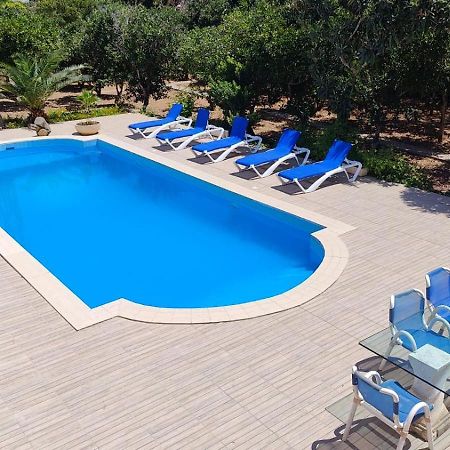 Stunning Villa With Pool, Table Tennis, Table Soccer And A Pool Table Нашшар Экстерьер фото