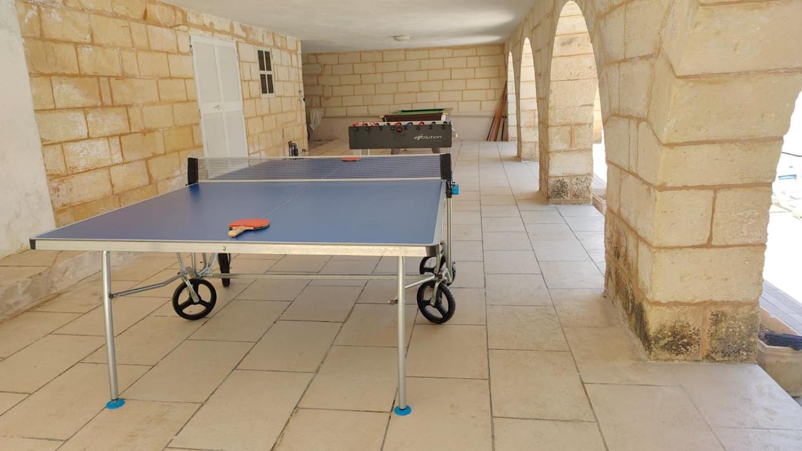 Stunning Villa With Pool, Table Tennis, Table Soccer And A Pool Table Нашшар Экстерьер фото
